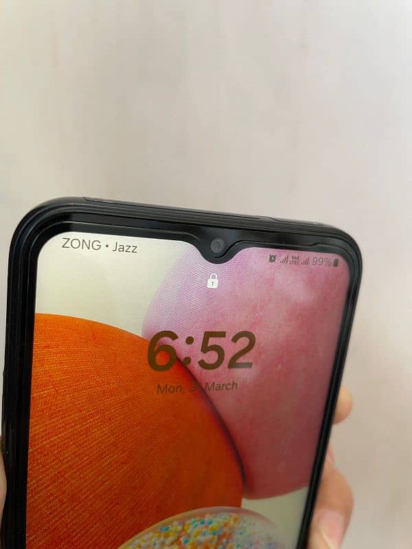 Samsung A14   6+6(extendable) / 128 GB. 2