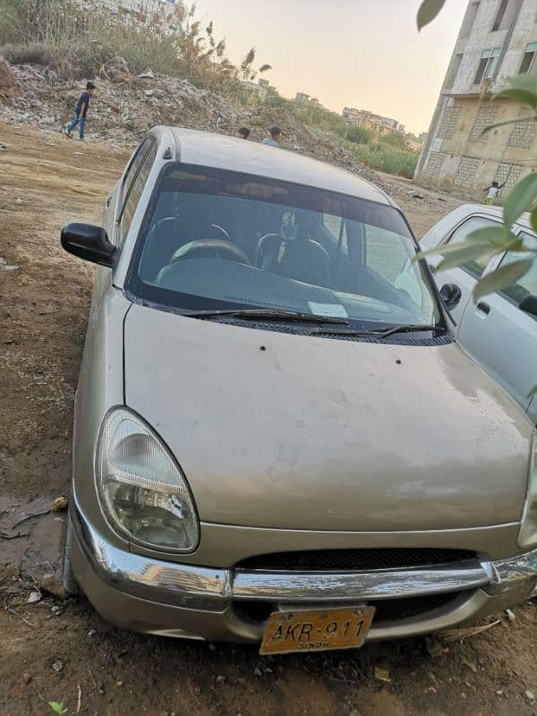 Toyota Duet 2000 1