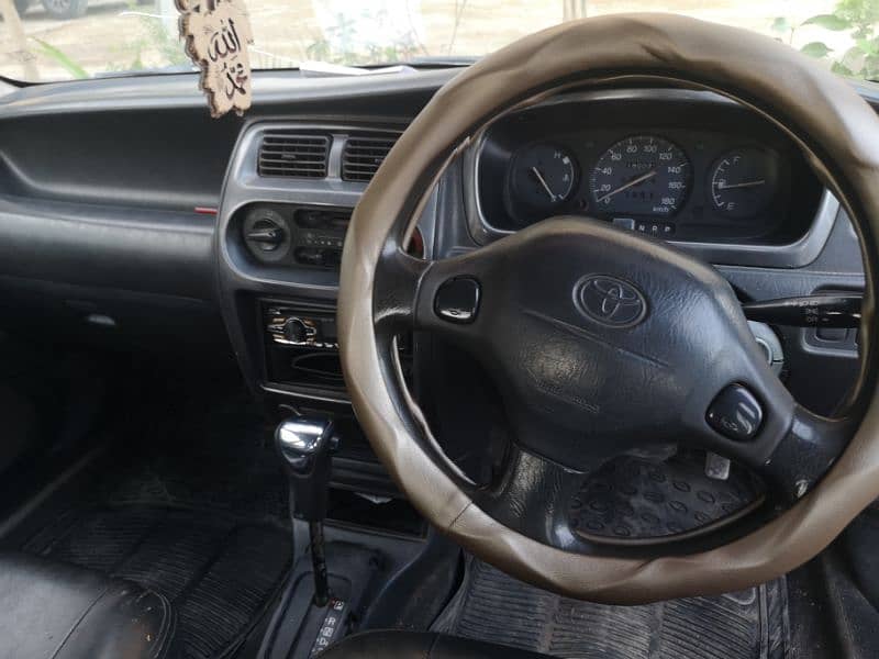 Toyota Duet 2000 5