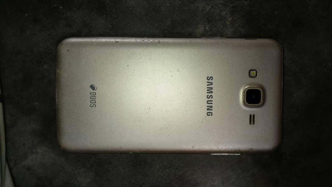 Samsung Mobile J7 2