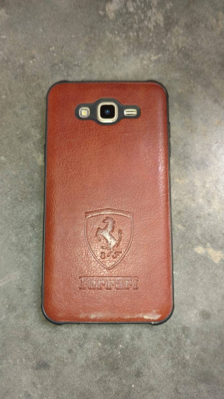 Samsung Mobile J7 4