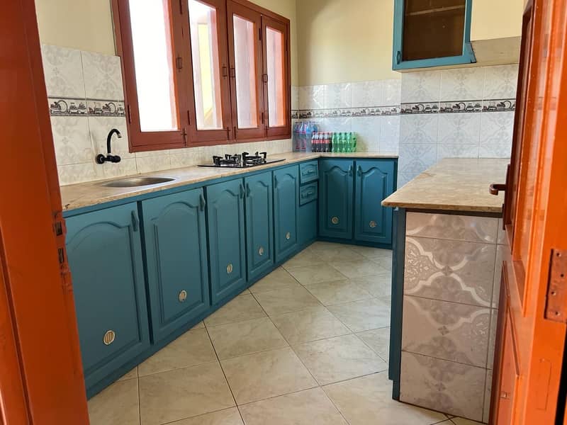Turtle Beach, Sandspit & Hawskbay Huts 7