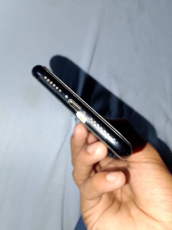 iphone xr non pta factory unlock 64gb all genuine 10/9 2
