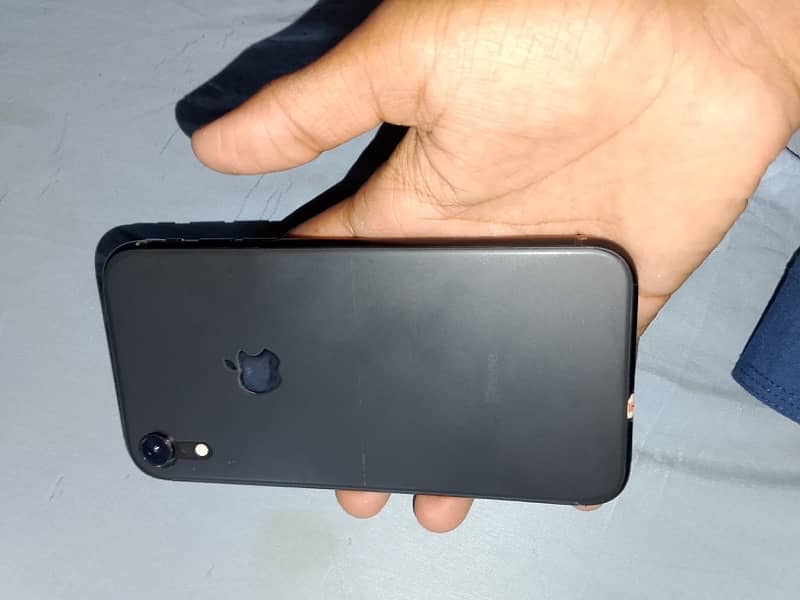 iphone xr non pta factory unlock 64gb all genuine 10/9 8