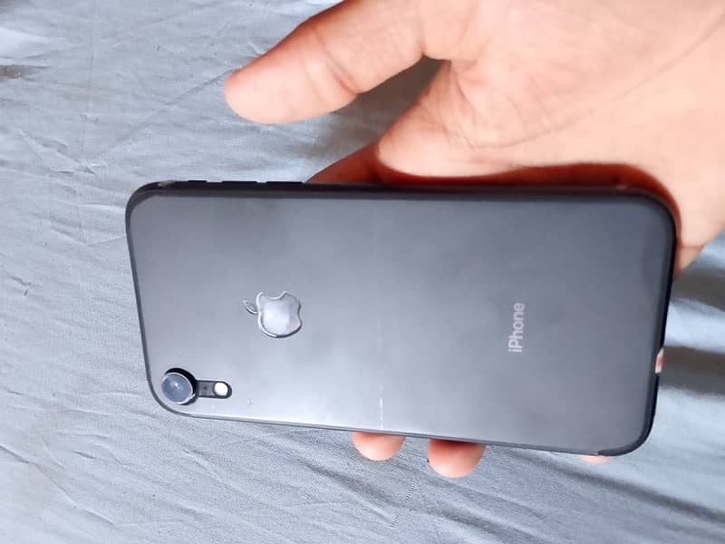 iphone xr non pta factory unlock 64gb all genuine 10/9 10