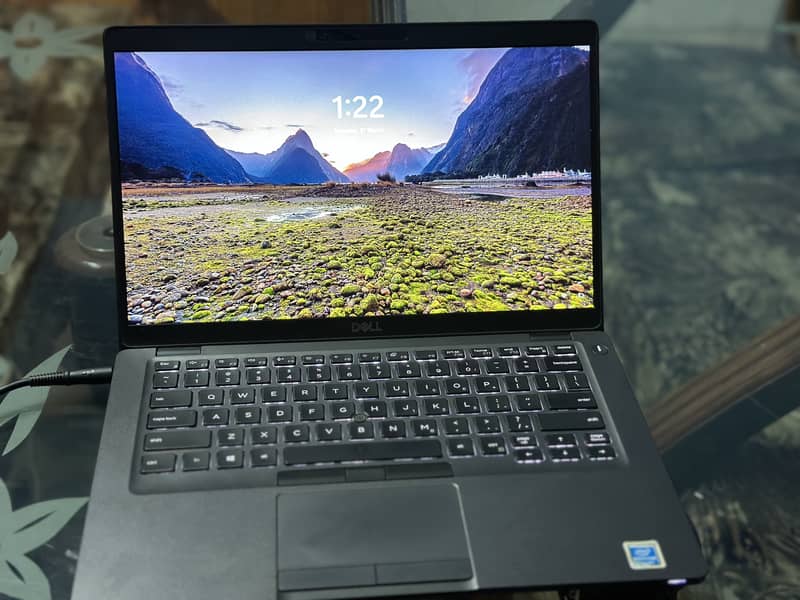 Dell latitude i7 8generation 1
