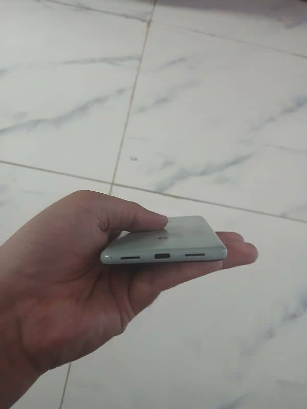 Google Pixel 5 Non PTA Excellent Condition 5