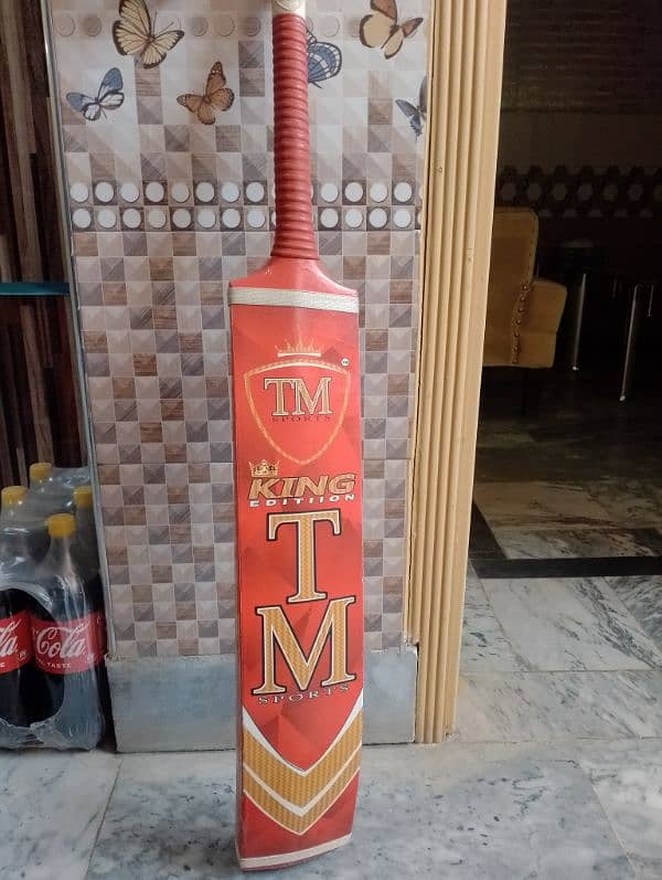 TM King edition coconut wood bat 3