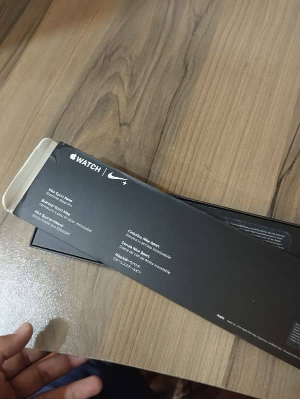 Apple watch Series 4 Nike Edition 40mm 9