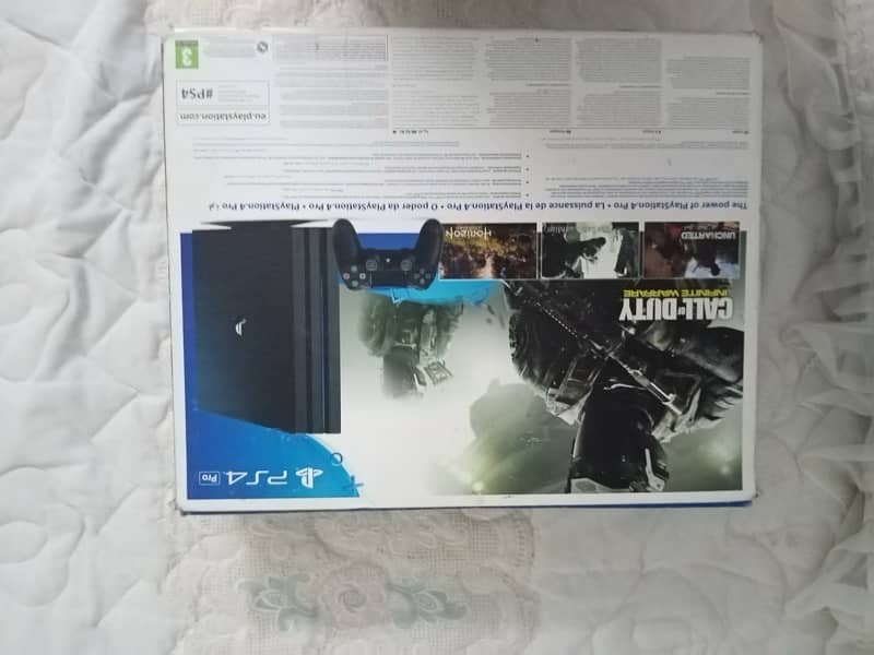 PS4 Pro Black 1 TB 0