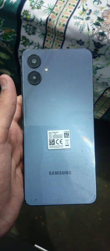 urgent sale exchange possible with iPhone and Google pixel 1