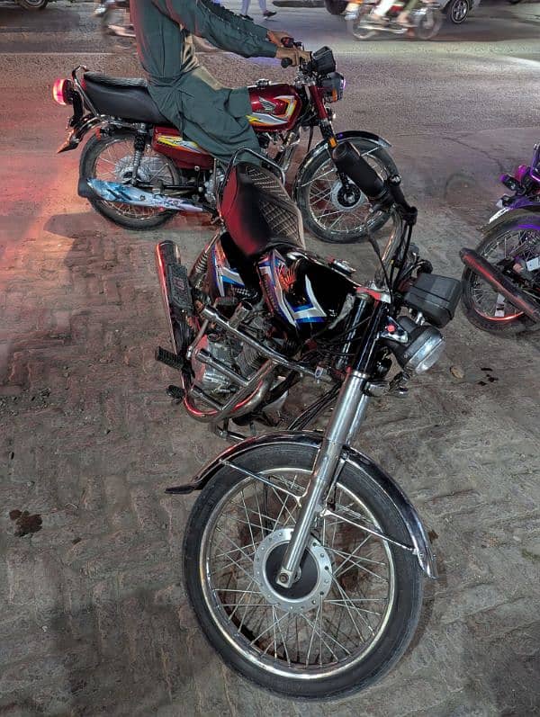 Honda 125 2011 Model 3