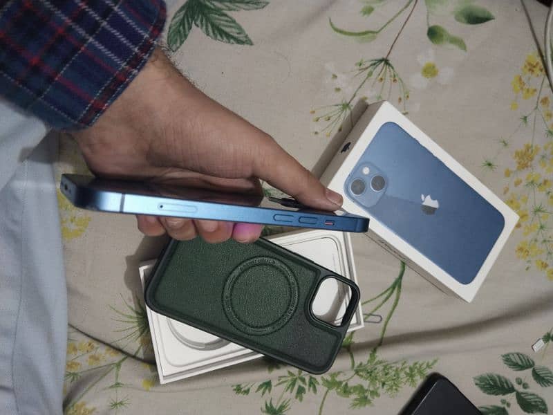 iphone 13 non Pta factory unlocked 6