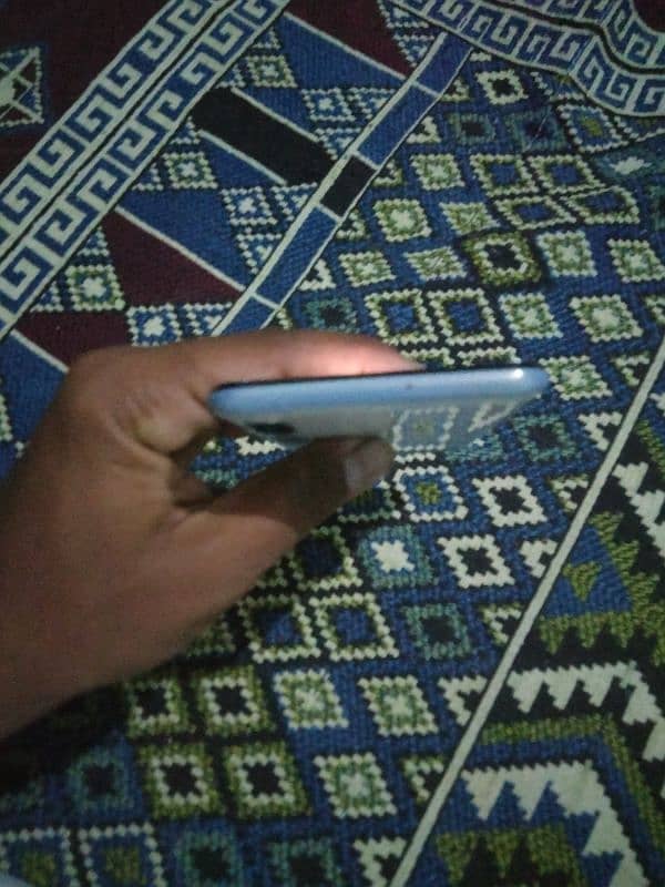 Samsung galaxy A50 3