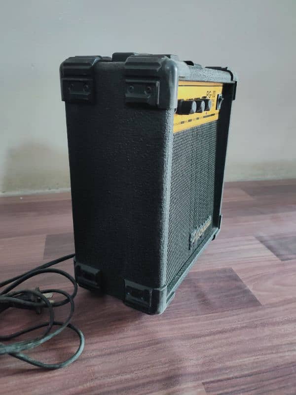 Photogenic PG-10 Guitar Amplifier 2