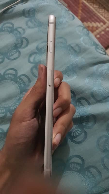 iPhone 8 Plus Read Ad 64gb bypass 4