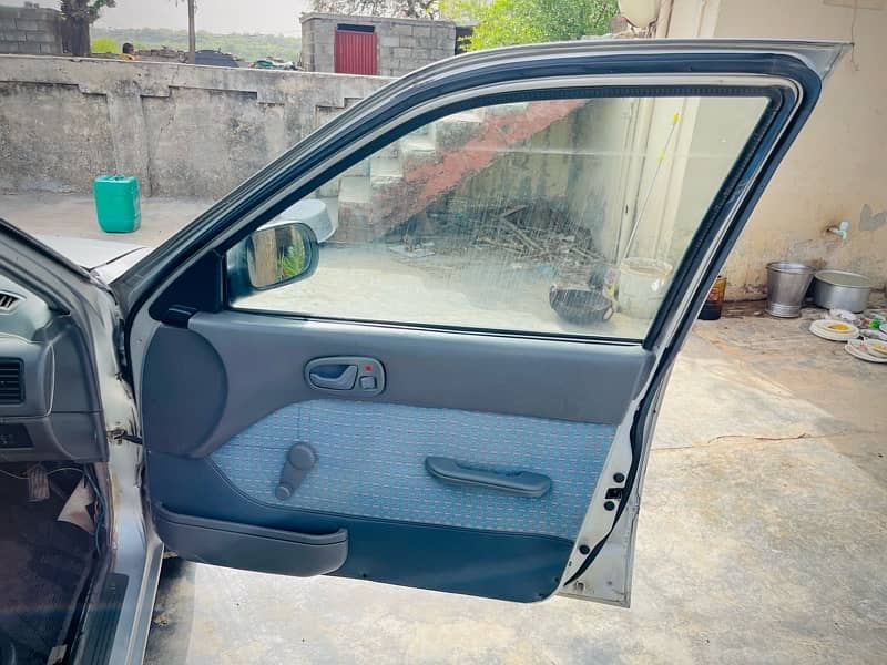 Suzuki Cultus VXR 2003 8
