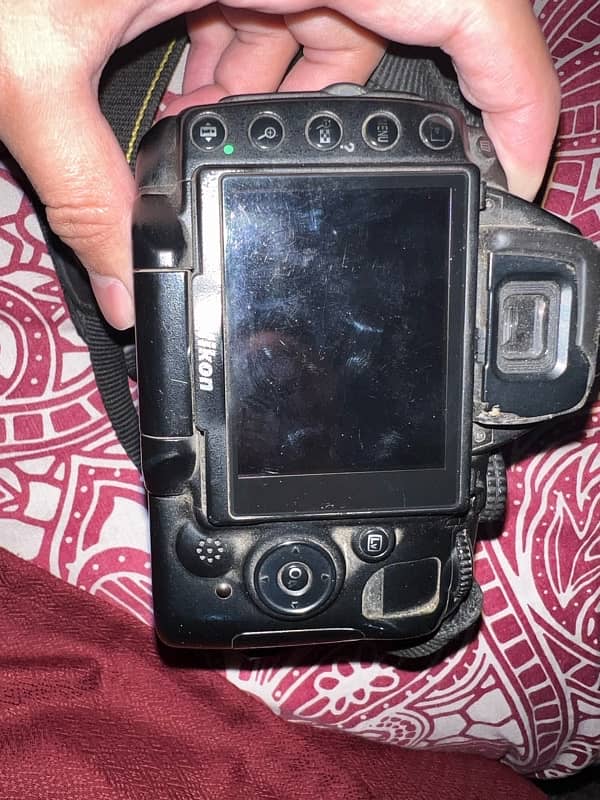 Nikon DSLR Camera D5000 for sale with 18-55 lens in Fine Condition 0