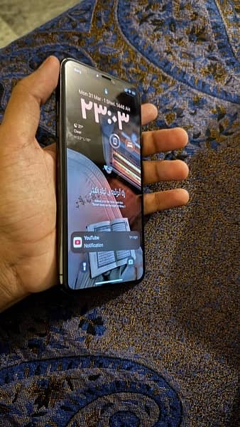iphone 11 pro max non pta 64gb with box 4