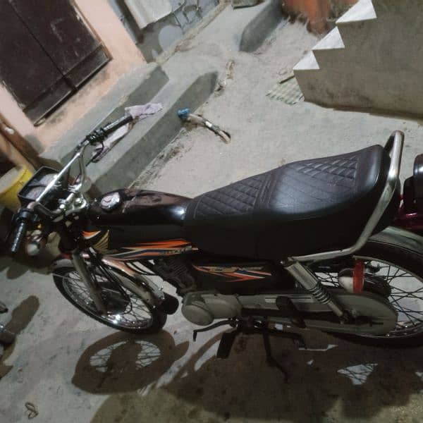 Honda CG125 mint condition 2018 model 2