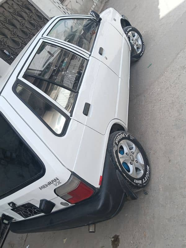 Suzuki Mehran VXR 2012 3