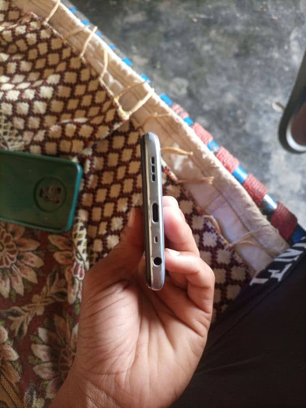 Oppo a54 1