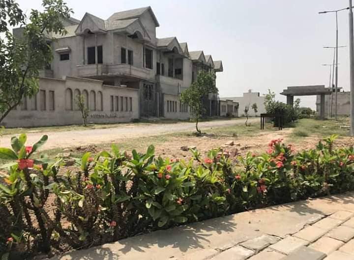 1 Kanal VVIP Plot In SA Garden Phase 2 Premium Block 4