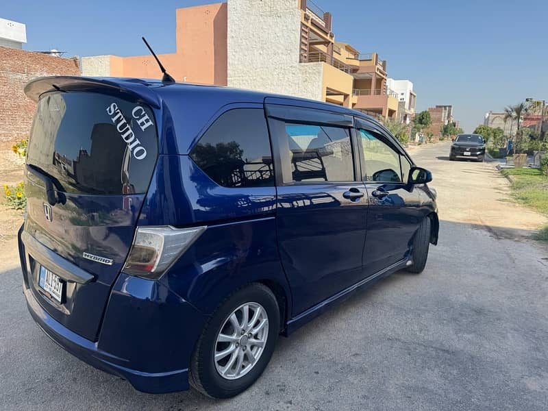 Honda Freed 2012 2