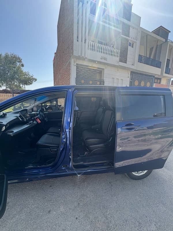 Honda Freed 2012 6
