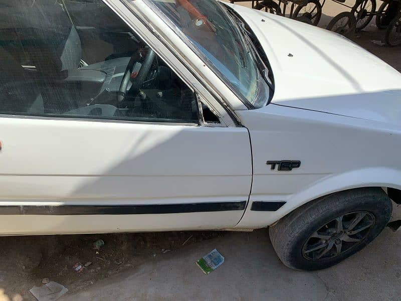Toyota Corolla 1986 13