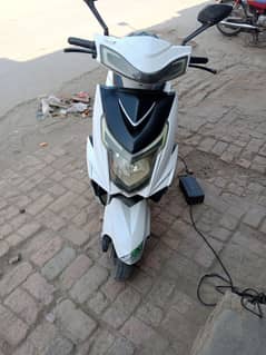 Electric scooty for sale without  battery