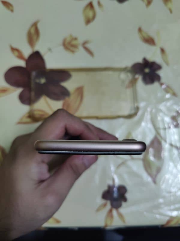 iphone 8 [Official pta approved] 64gb 3