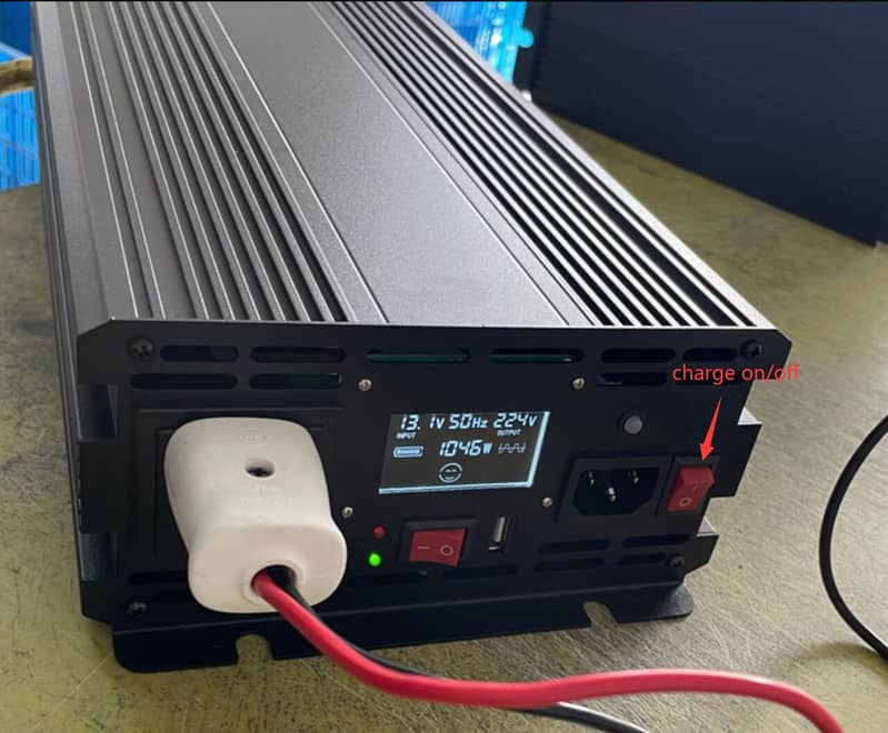 1000W Pure Sine Wave Inverter (3kw)Peak with LCD & Charger 15M Wty 2