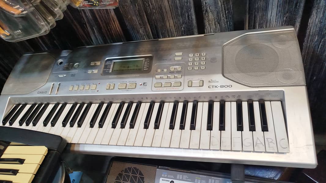 Yamaha and Casio keyboard good condition 2