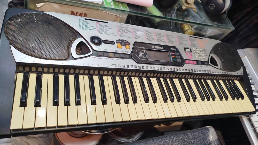 Yamaha and Casio keyboard good condition 3