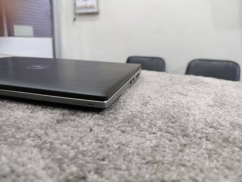 Dell Precision 7540 -T2000 4GB Dedicated NVEDIA Graphics 5
