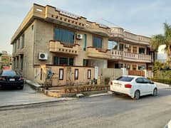 AC / Non AC rooms in Girls Hostel near i-8 markaz