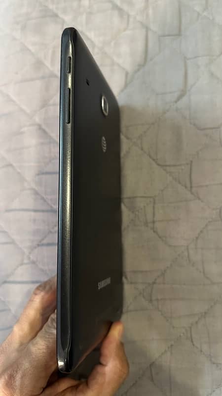 Samsung Galaxy Tab E 8.0" 16 GB (AT&T) for sale 5