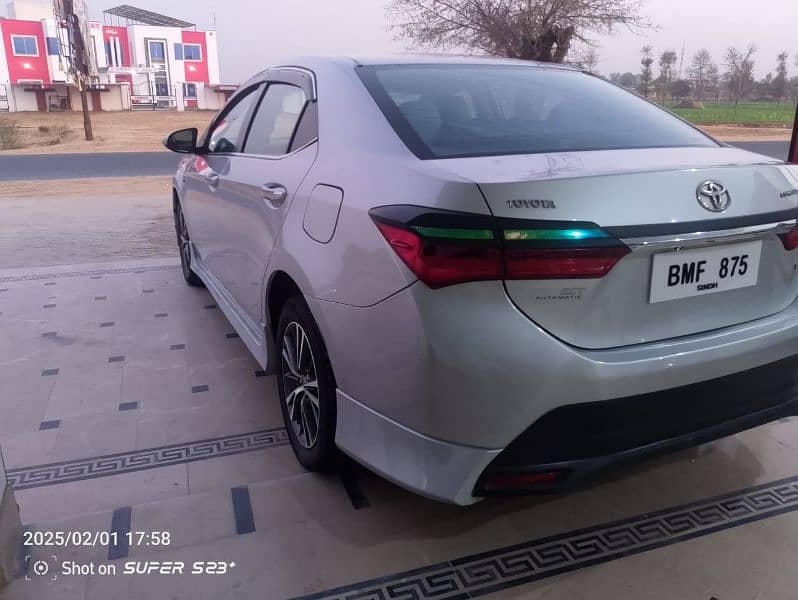 Toyota Corolla Altis 2017 modified into 2021 1 2 piece touchup 1