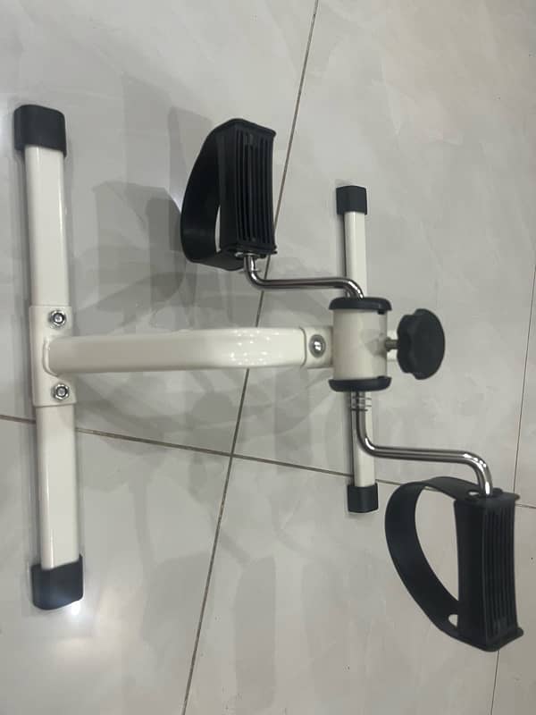 Cycling Machine | Moveable | For Old Age | برانڈ نیو 10