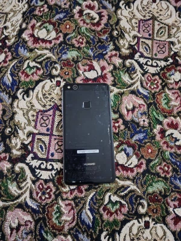 Huawei P10 Lite 4/32Gb 1