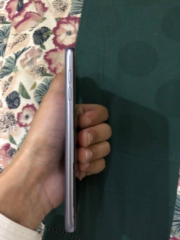 urgent sale Samsung J4 official PTA approved 3