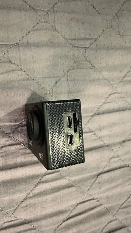 4K WiFi Action camera for sale in good working condition 5