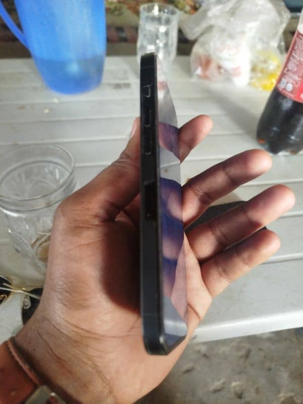 14 pro 256gb icloud lock 2