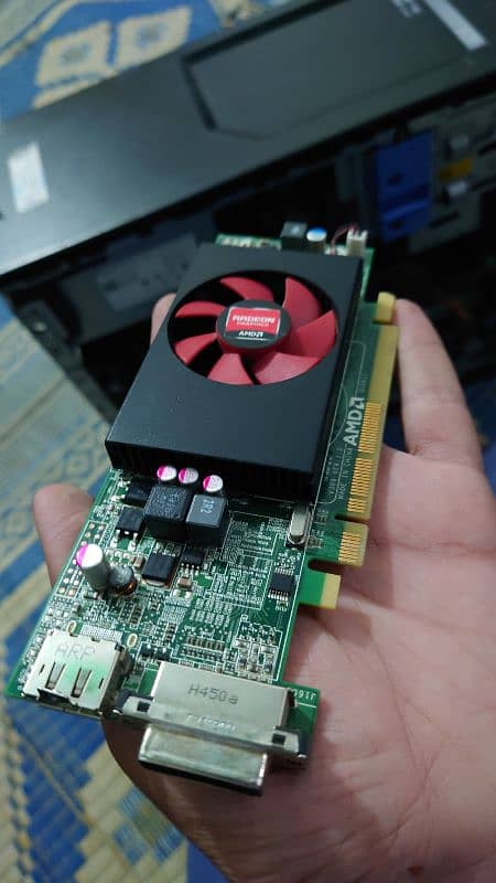 1 GB Graphics card 64 bit 0