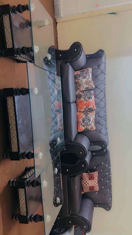 Sofa set alongwith Table set for sale 3