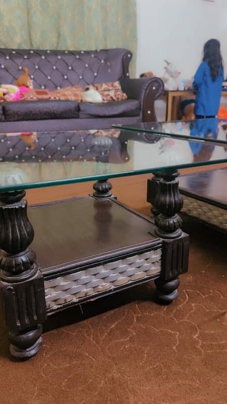 Sofa set alongwith Table set for sale 4
