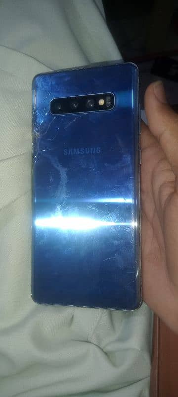 Samsung S10 plus 4