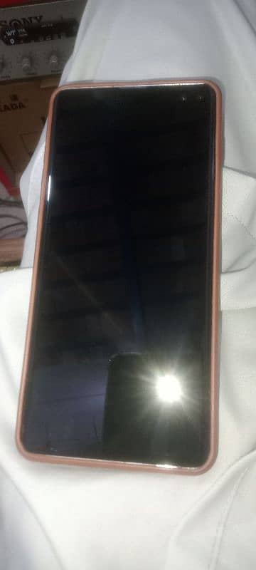 Samsung S10 plus 7