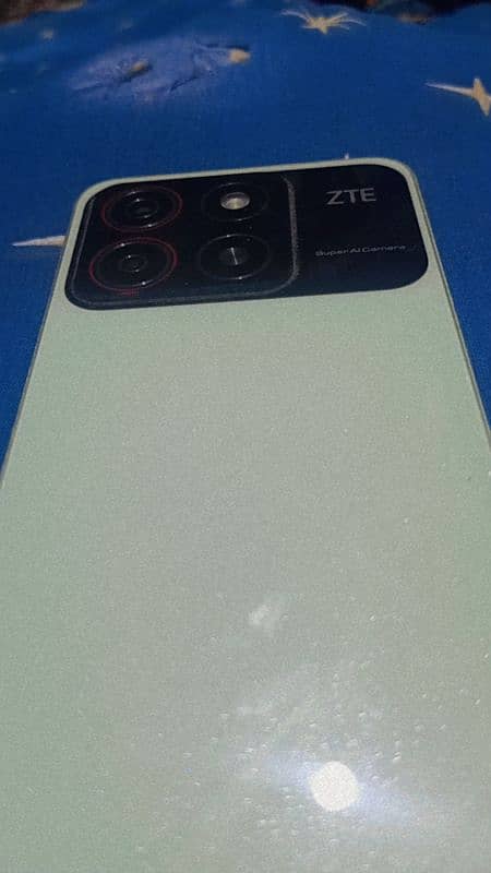 ZTE cheep price Phone 1